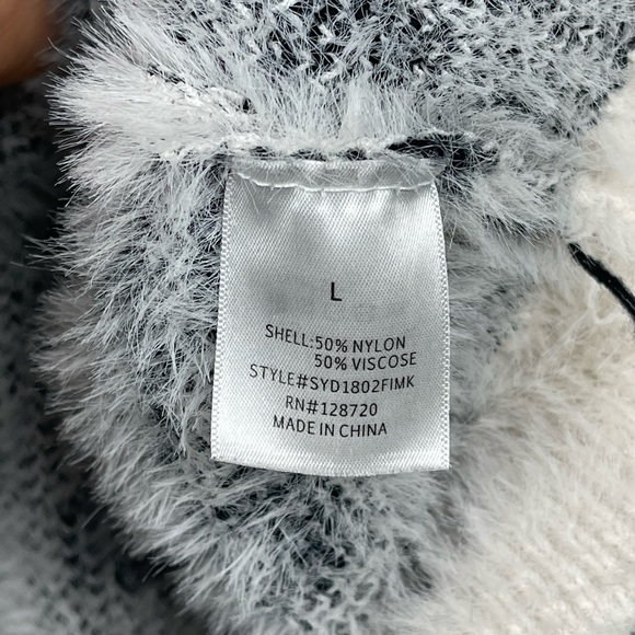 Mi ami Cropped Animal Print Leopard Print Fuzzy Soft Crew Neck Sweater S… - Picture 6 of 9